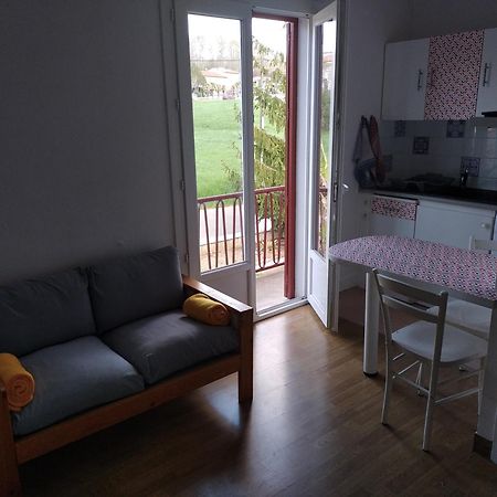 Studio Tout Confort A 300 M Des Thermes Cazaubon Exterior photo